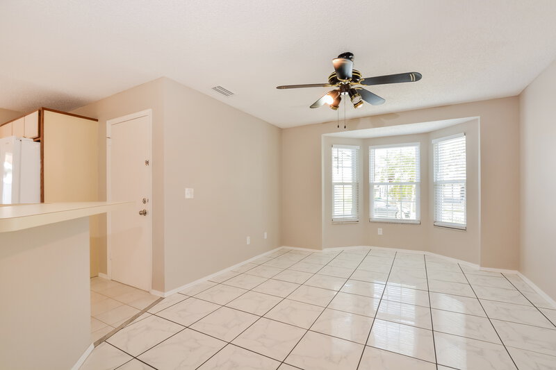 2,355/Mo, 140 Coralwood Cir Kissimmee, FL 34743 Dining Room View