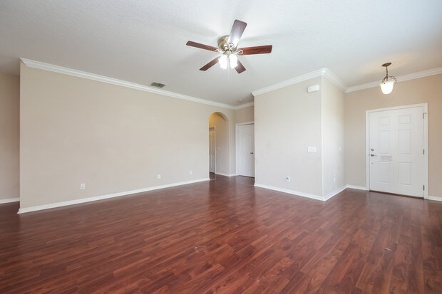 1,880/Mo, 12829 Fish Ln Clermont, FL 34711 Living Room View 2