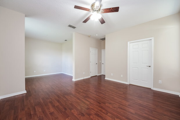 1,880/Mo, 12829 Fish Ln Clermont, FL 34711 Living Room View 3