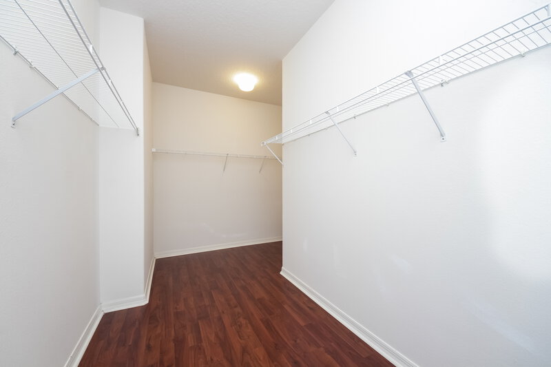 1,880/Mo, 12829 Fish Ln Clermont, FL 34711 Walk In Closet View