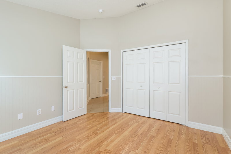 0/Mo, 15904 Autumn Glen Ave Clermont, FL 34714 Bedroom View 2