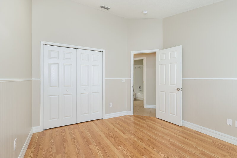 0/Mo, 15904 Autumn Glen Ave Clermont, FL 34714 Bedroom View 3