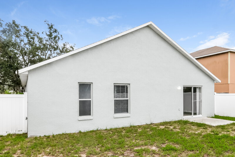 1,775/Mo, 417 Symphony Pl Davenport, FL 33896 Rear View