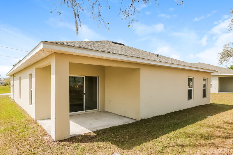 2,035/Mo, 1660 Redfin Dr Poinciana, FL 34759 Rear View