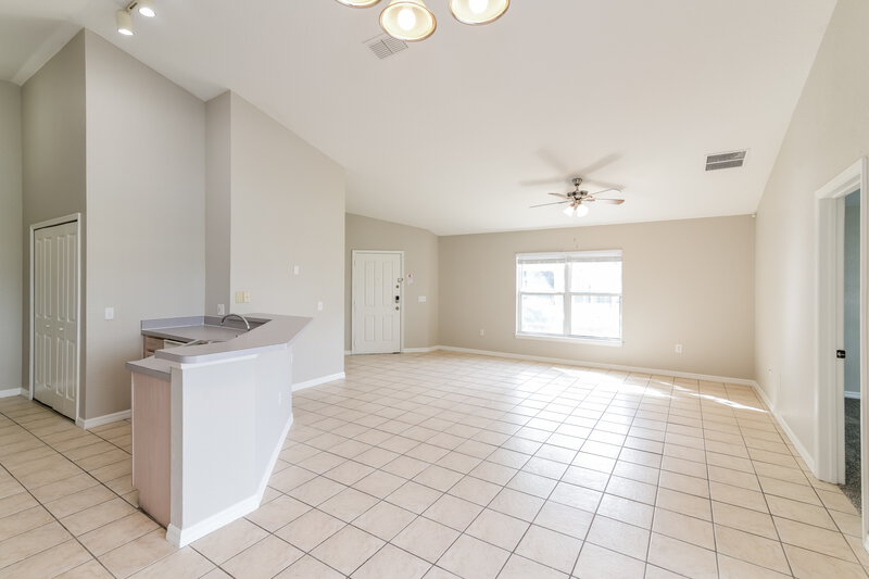 2,320/Mo, 17305 Woodcrest Way Clermont, FL 34714 Dining Room View