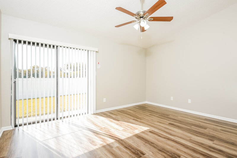 2,225/Mo, 259 Hound Run Pl Casselberry, FL 32707 Main Bedroom View 2