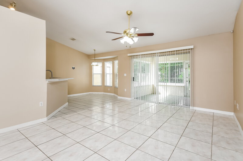 1,980/Mo, 2318 Sweetwater Blvd Saint Cloud, FL 34772 Living Room View