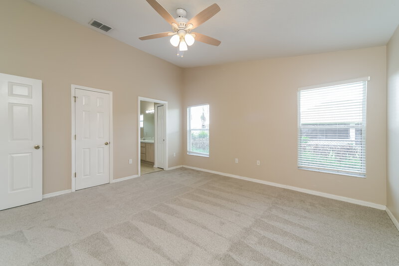2,120/Mo, 2318 Sweetwater Blvd Saint Cloud, FL 34772 Main Bedroom View 2