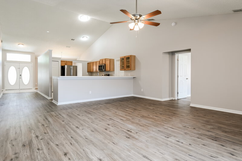 2,880/Mo, 11711 Sir Winston Way Orlando, FL 32824 Family Room View