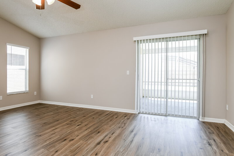 2,880/Mo, 11711 Sir Winston Way Orlando, FL 32824 Main Bedroom View