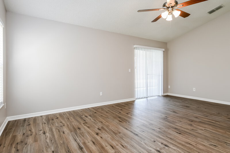 2,880/Mo, 11711 Sir Winston Way Orlando, FL 32824 Main Bedroom View 2