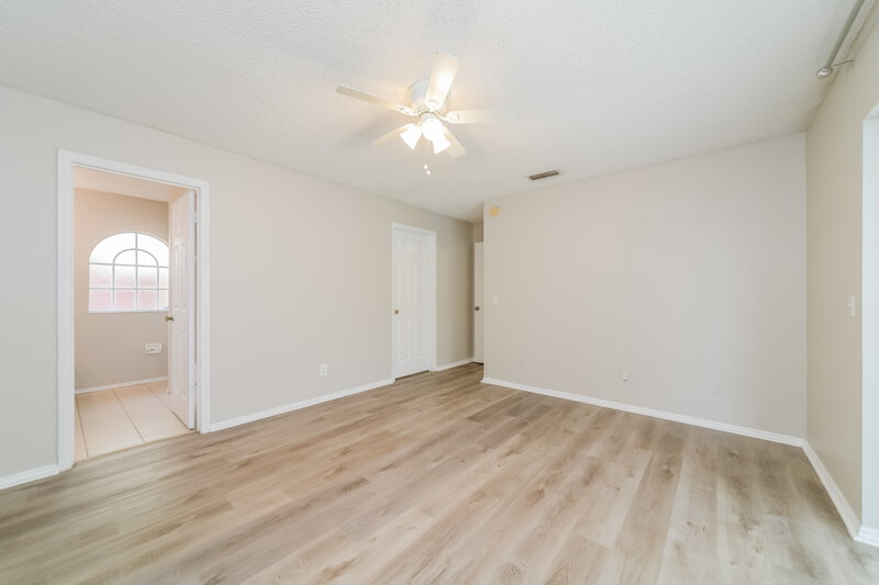 2,255/Mo, 8608 Wellington Loop Kissimmee, FL 34747 Main Bedroom View