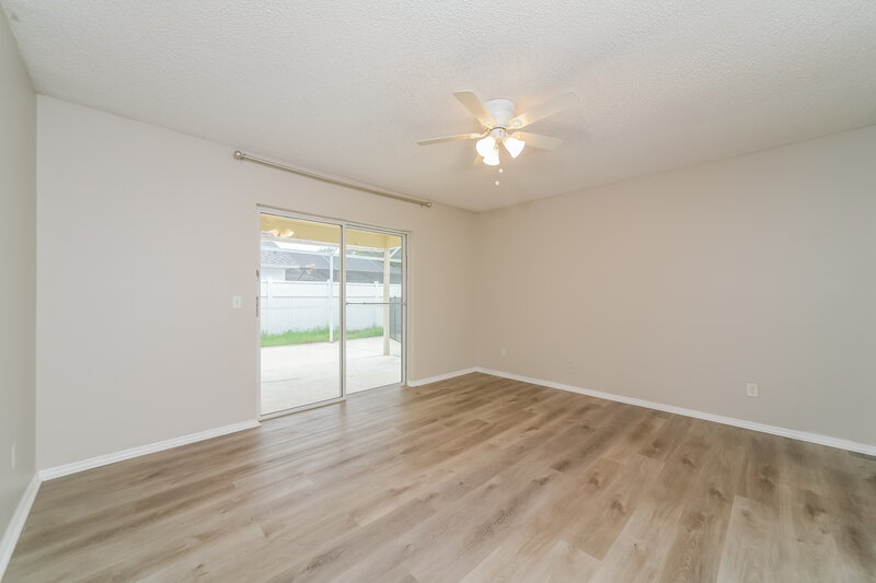 2,255/Mo, 8608 Wellington Loop Kissimmee, FL 34747 Main Bedroom View 2