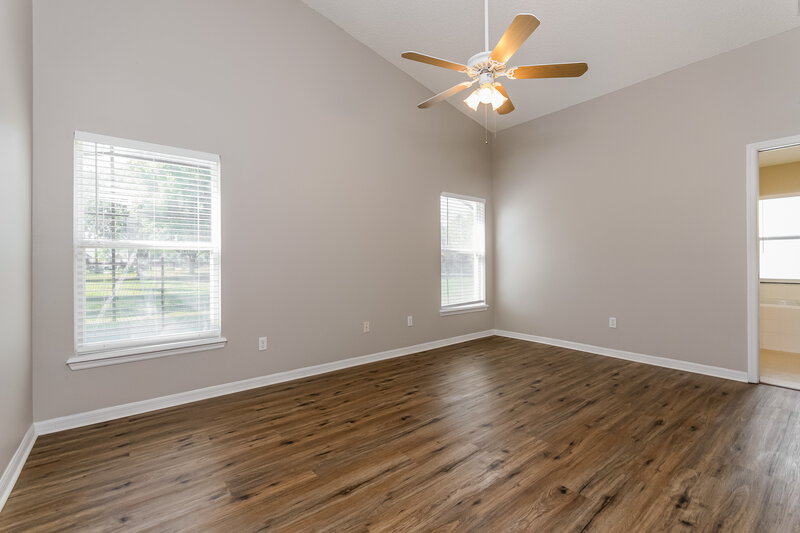 2,160/Mo, 1119 Clear Creek Cir Clermont, FL 34714 Main Bedroom View