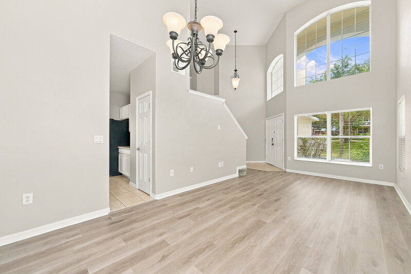 2,490/Mo, 625 Wekiva Crest Dr Apopka, FL 32712 Dining Room View