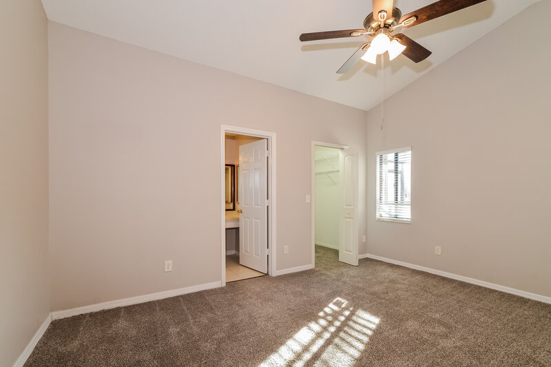 2,400/Mo, 1048 Vernon Loop Oviedo, FL 32765 Main Bedroom View