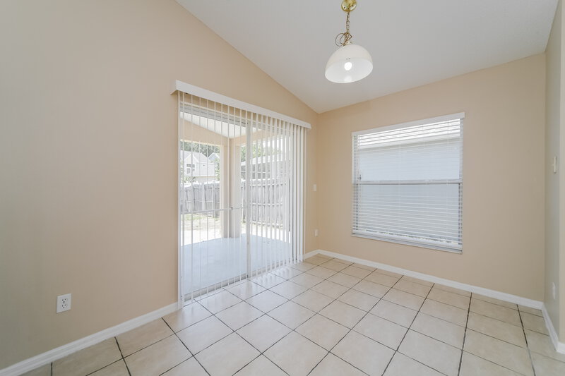 2,170/Mo, 17100 Woodcrest Way Clermont, FL 34714 Breakfast Nook View