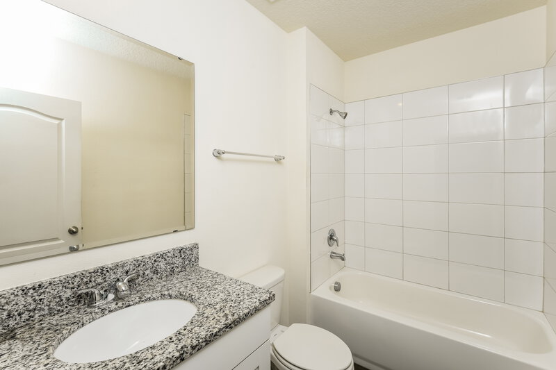 2,765/Mo, 2162 Ranch Side Rd Kissimmee, FL 34744 Bathroom View
