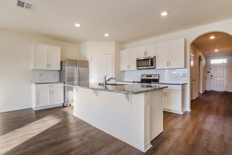 2,650/Mo, 1548 Aldenwood Pl Kissimmee, FL 34744 Kitchen View 2