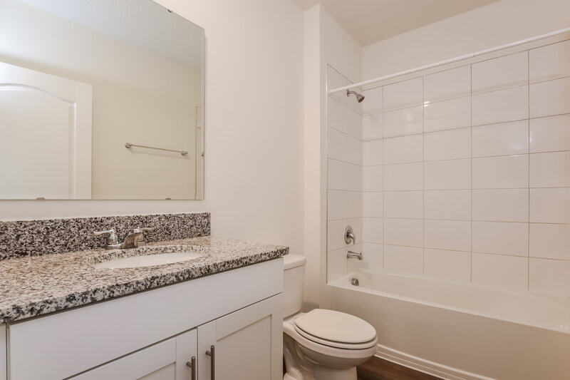 2,650/Mo, 1548 Aldenwood Pl Kissimmee, FL 34744 Bathroom View
