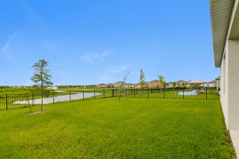 2,650/Mo, 1568 Aldenwood Pl Kissimmee, FL 34744 Rear View