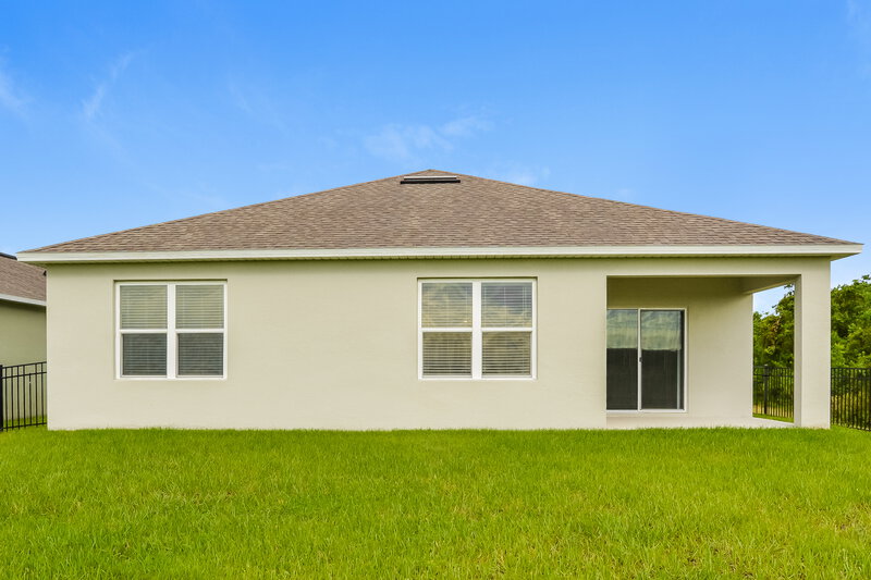 2,650/Mo, 1568 Aldenwood Pl Kissimmee, FL 34744 Rear View 2