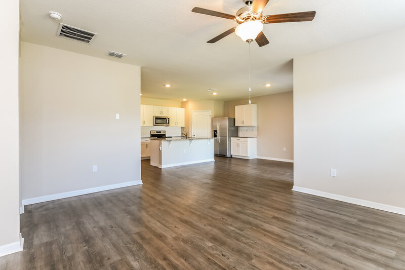 2,725/Mo, 1565 Aldenwood Pl Kissimmee, FL 34744 Living Room View 2