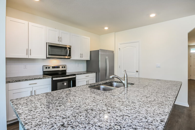 2,485/Mo, 1529 Aldenwood Pl Kissimmee, FL 34744 Kitchen View 2