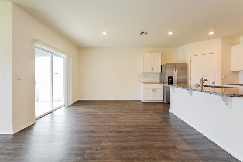 2,490/Mo, 2152 Bridlewood Dr Kissimmee, FL 34744 Dining Room View 2