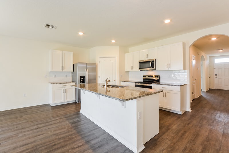 2,490/Mo, 2152 Bridlewood Dr Kissimmee, FL 34744 Kitchen View