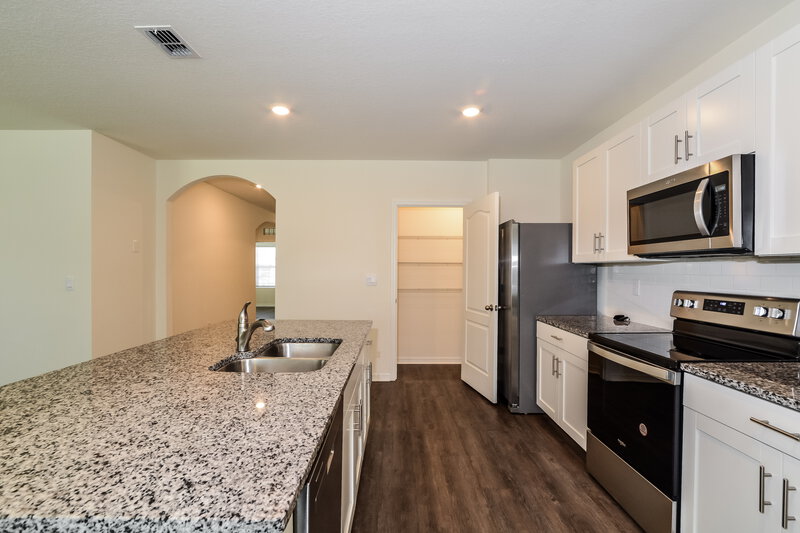 2,485/Mo, 2164 Bridlewood Dr Kissimmee, FL 34744 Kitchen View