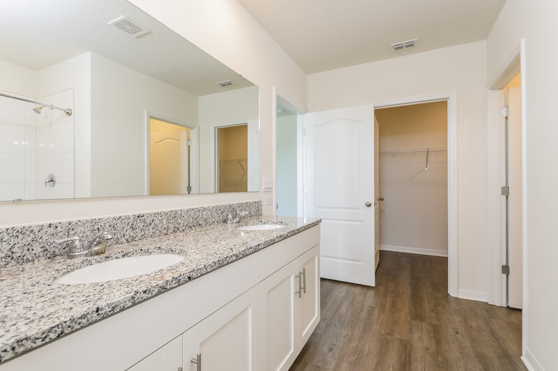 3,095/Mo, 1459 Bridge Brook Dr Kissimmee, FL 34744 Main Bathroom View