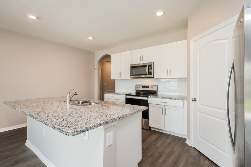 2,575/Mo, 1442 Bridge Brook Dr Kissimmee, FL 34744 Kitchen View 2
