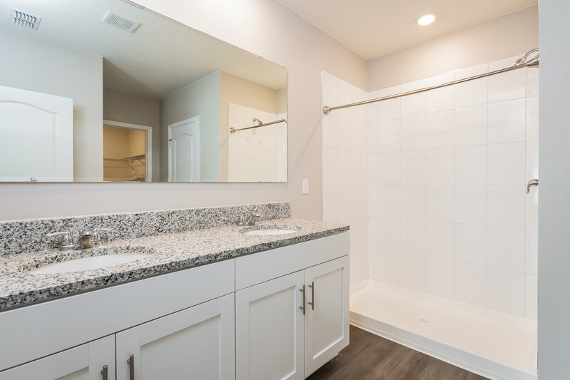 2,575/Mo, 1442 Bridge Brook Dr Kissimmee, FL 34744 Main Bathroom View