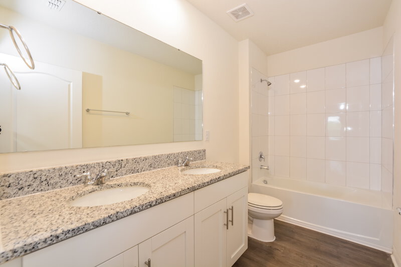 3,090/Mo, 1478 Bridge Brook Dr Kissimmee, FL 34744 Bathroom View 2