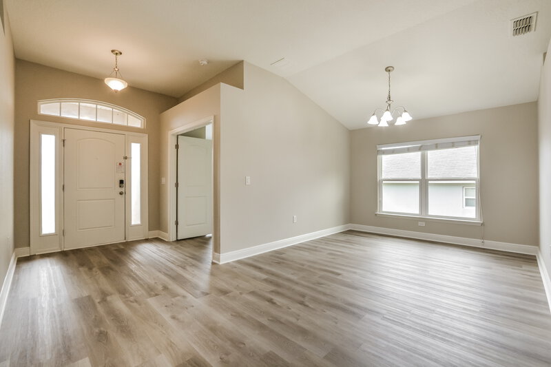 706 Chelsea Ave Fruitland Park, FL 34731 Progress Residential