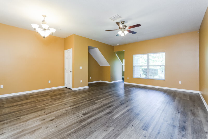 2,175/Mo, 1843 Sunset Palm Dr Apopka, FL 32712 Living Room View