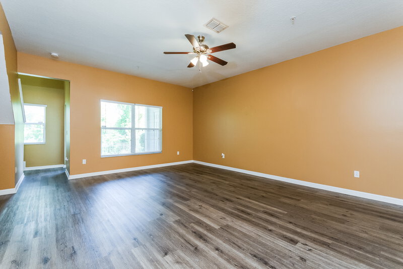 2,175/Mo, 1843 Sunset Palm Dr Apopka, FL 32712 Living Room View 2