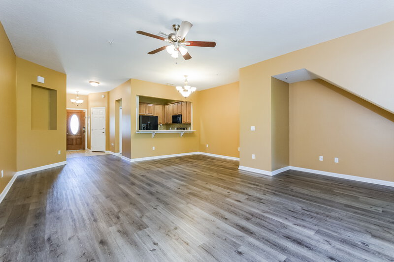 2,175/Mo, 1843 Sunset Palm Dr Apopka, FL 32712 Living Room View 3