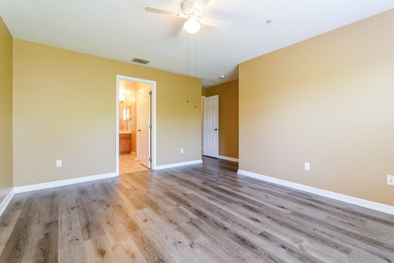 2,175/Mo, 1843 Sunset Palm Dr Apopka, FL 32712 Main Bedroom View 2