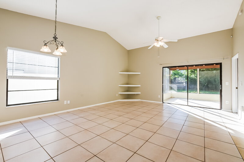 2,045/Mo, 1027 Covington St Oviedo, FL 32765 Dining Room View 2