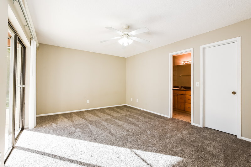 2,045/Mo, 1027 Covington St Oviedo, FL 32765 Main Bedroom View