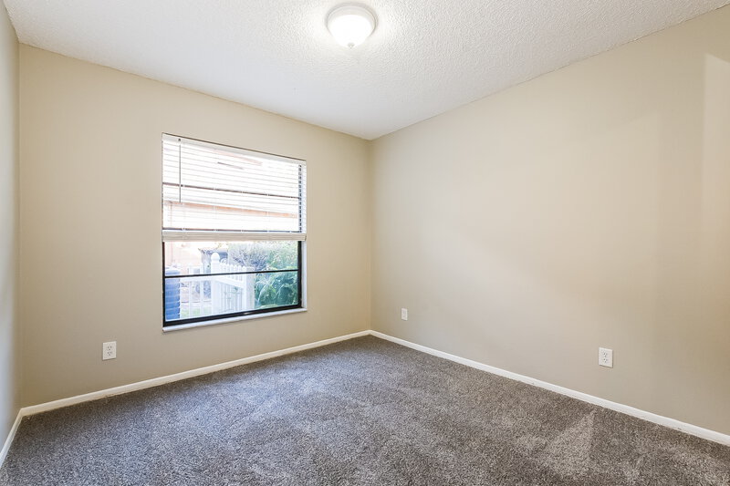 2,045/Mo, 1027 Covington St Oviedo, FL 32765 Bedroom View