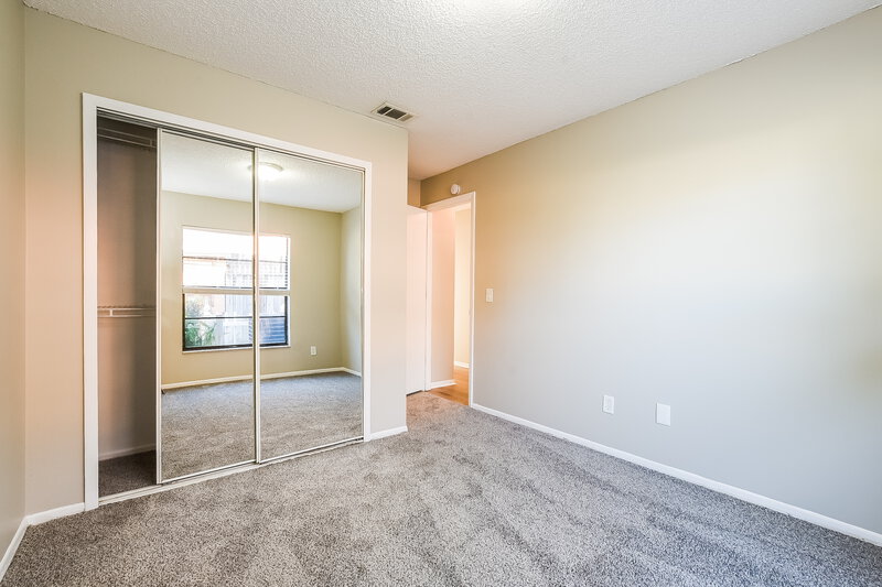 2,045/Mo, 1027 Covington St Oviedo, FL 32765 Bedroom View 2