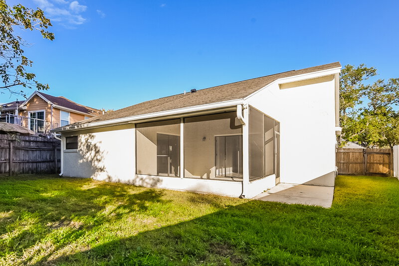 2,045/Mo, 1027 Covington St Oviedo, FL 32765 Rear View