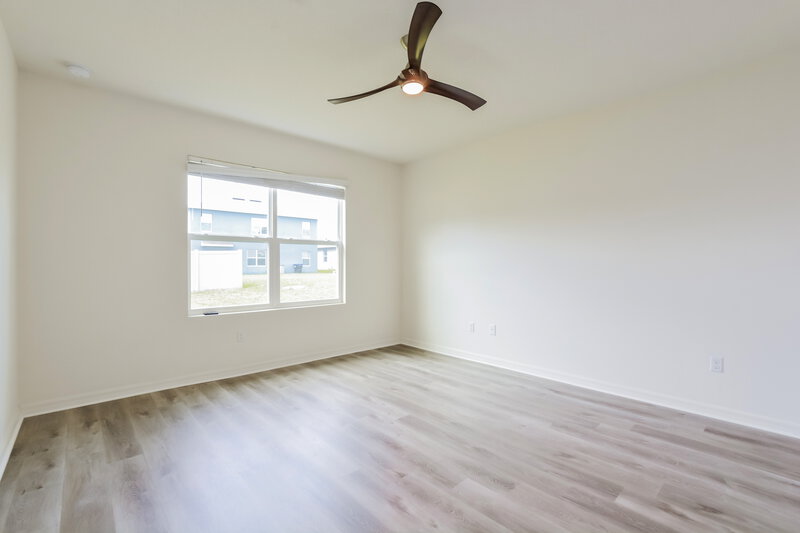 2,255/Mo, 3700 Holly Grove Ln Mount Dora, FL 32757 Main Bedroom View