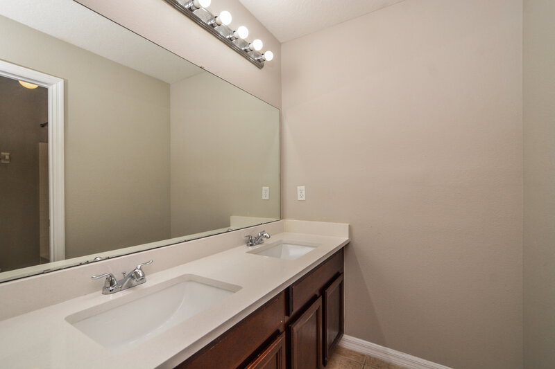 2,935/Mo, 7751 Beridale Ct Orlando, FL 32818 Bathroom View