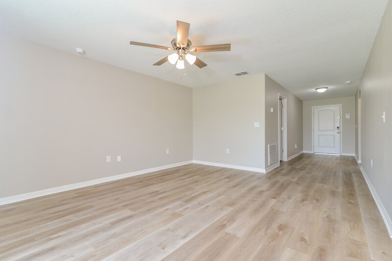 1,805/Mo, 2365 Bracknell Forest Trl Tavares, FL 32778 Misc View