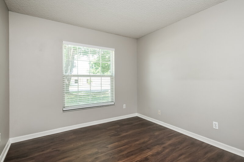 1,995/Mo, 15212 Margaux Dr Clermont, FL 34714 Bedroom View 3