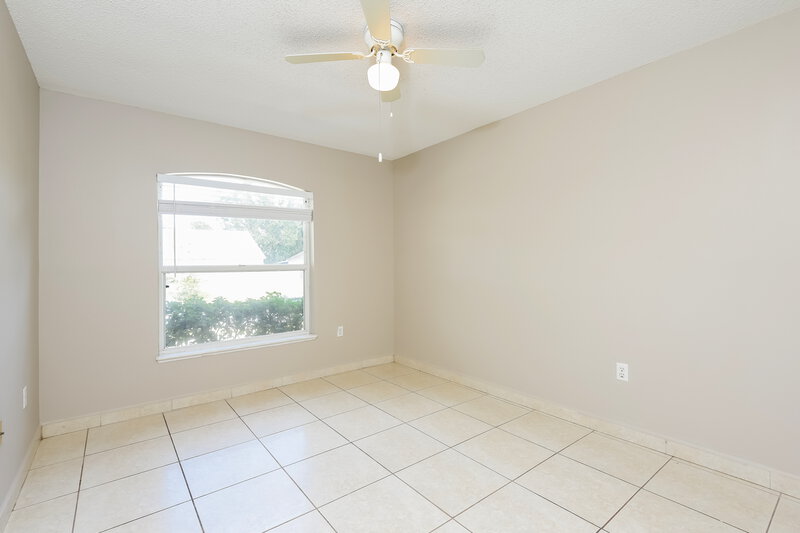 1,970/Mo, 12702 Parkbury Dr Orlando, FL 32828 Main Bedroom View 2